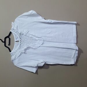 White eyelet lace detail top size xl